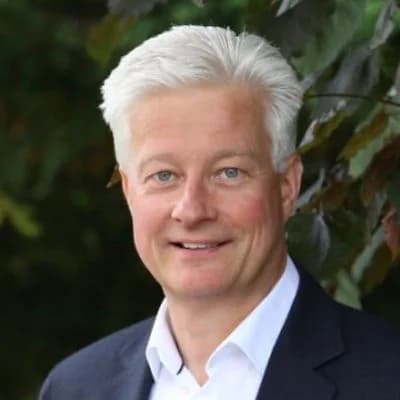Giles Harridge, Exit Specialist & Serial Entrepreneur